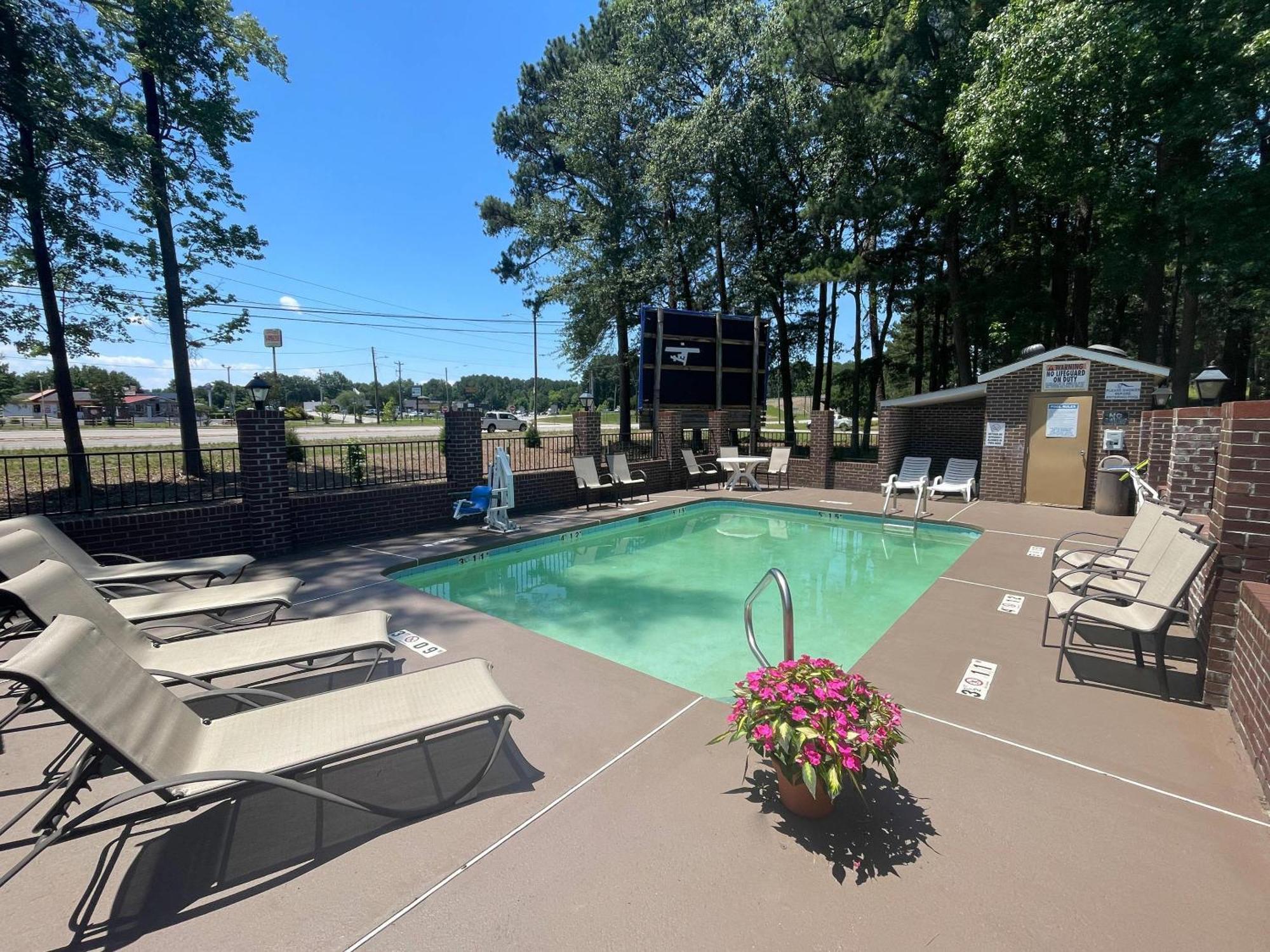 Quality Inn Kenly I-95 Экстерьер фото